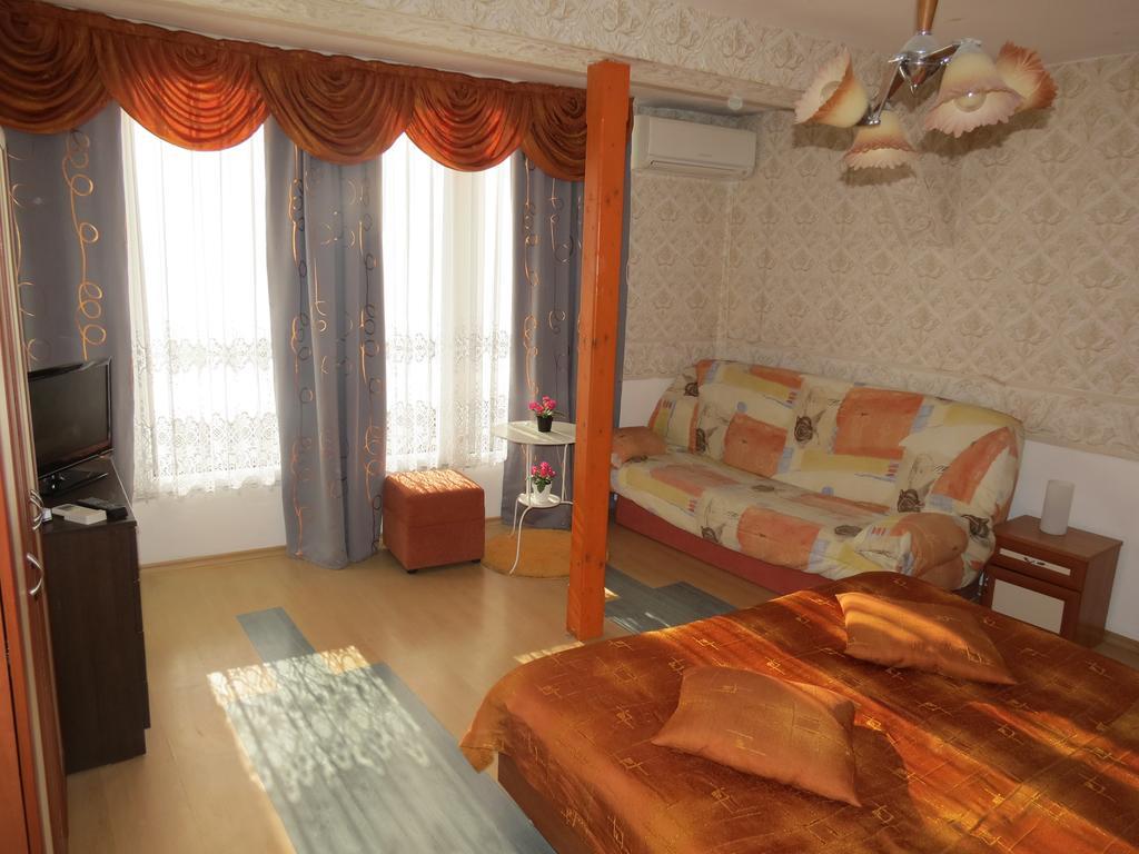 Family Hotel Lebed Nesebar Habitación foto