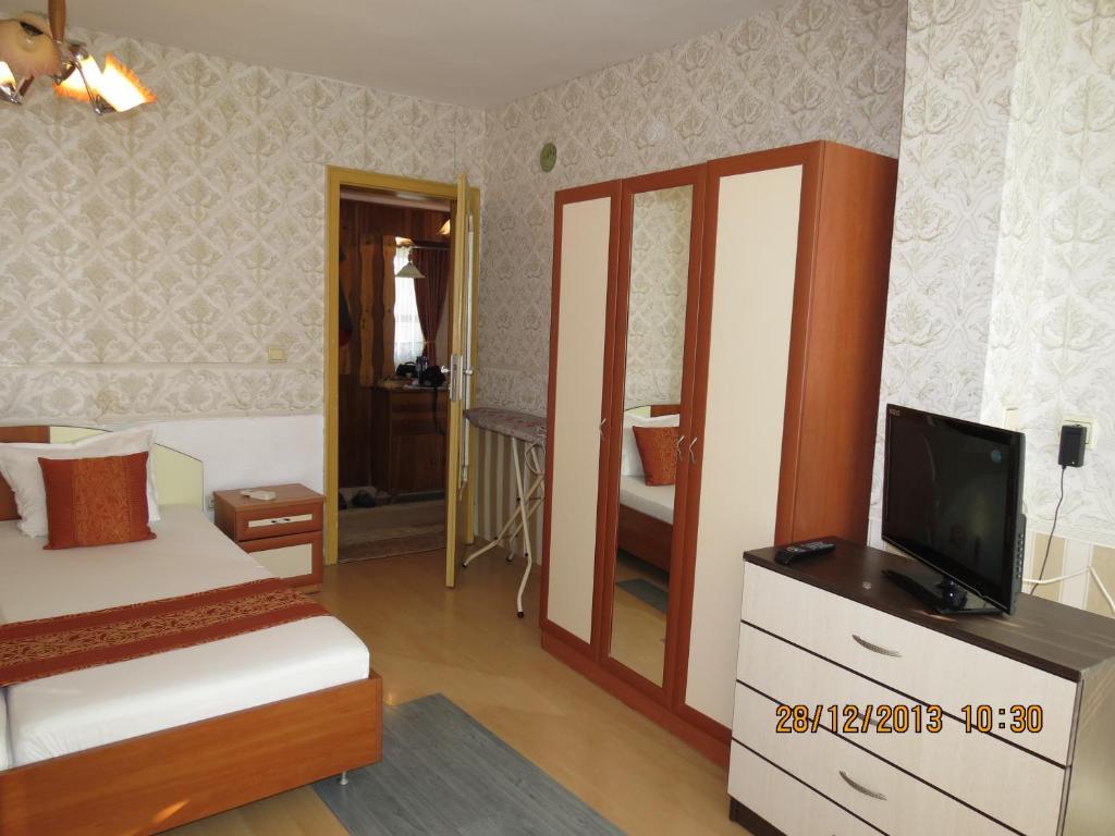 Family Hotel Lebed Nesebar Habitación foto